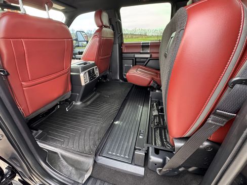 Used 2018 Ford F350 Platinum w/ Platinum Ultimate Package image 8