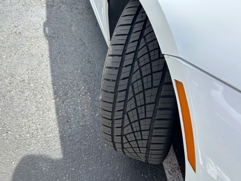 Used 2013 BMW 335i Convertible image 12