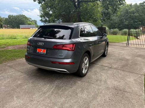 Used 2018 Audi Q5 2.0T Premium Plus w/ Premium Plus Package image 6