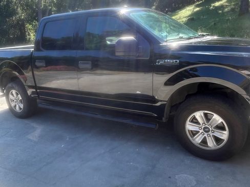 Used 2017 Ford F150 XLT AWD/4WD image 5