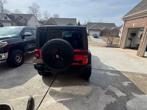 Used 2013 Jeep Wrangler Unlimited Sport image 5