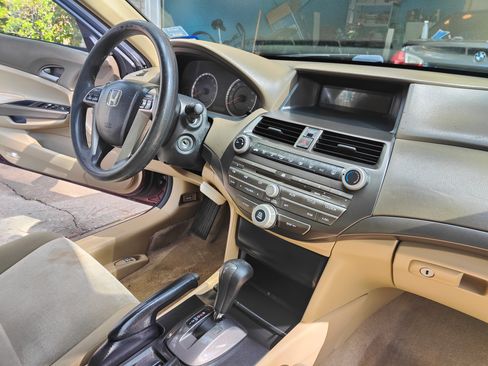 Used 2010 Honda Accord LX image 12