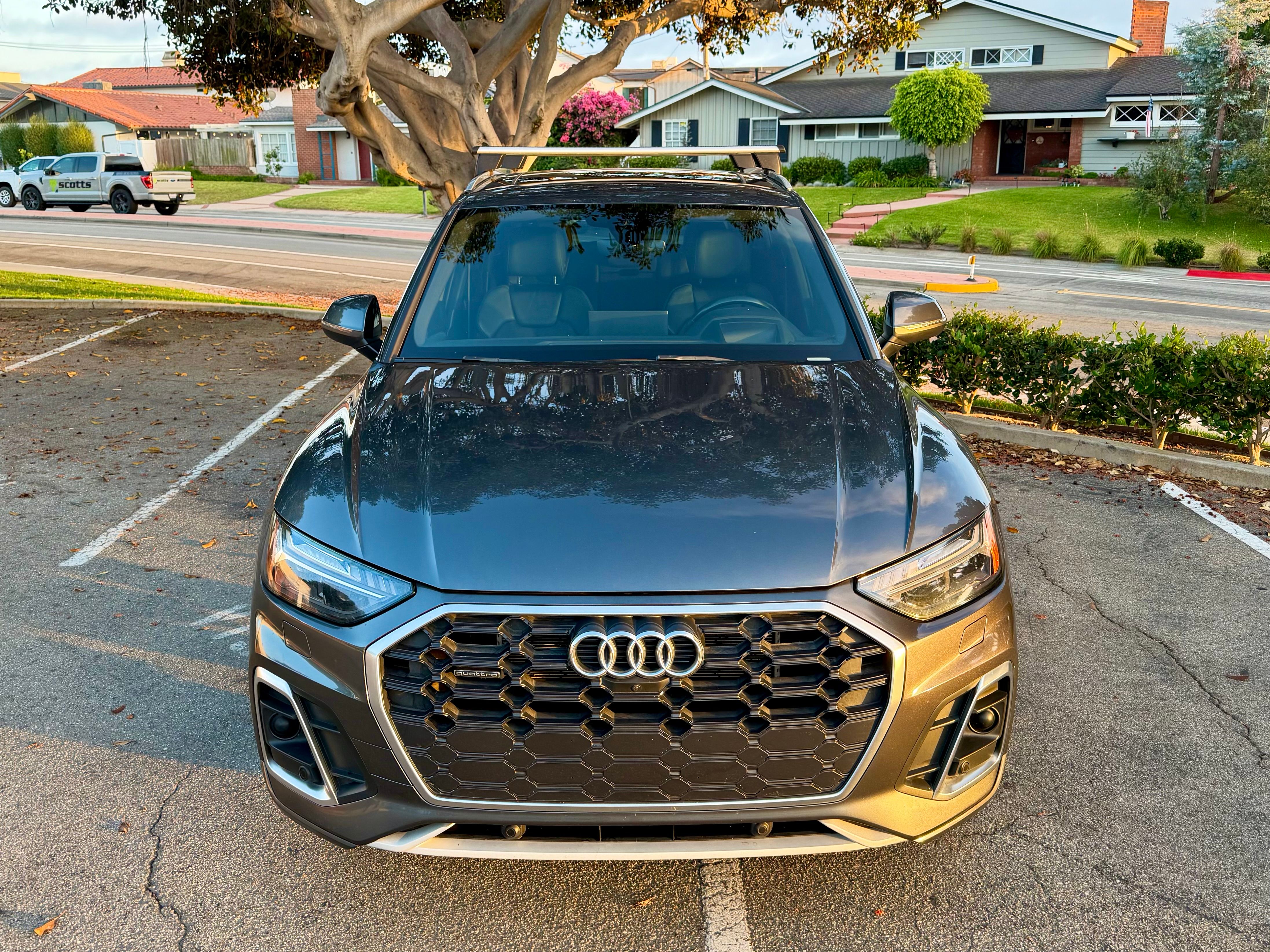 Used 2021 Audi Q5 e Prestige w/ Prestige Package AWD/4WD image 4