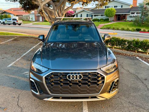 Used 2021 Audi Q5 e Prestige w/ Prestige Package AWD/4WD image 4