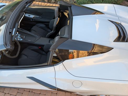 Used 2022 Chevrolet Corvette Stingray Convertible w/ Battery Protection Package image 15