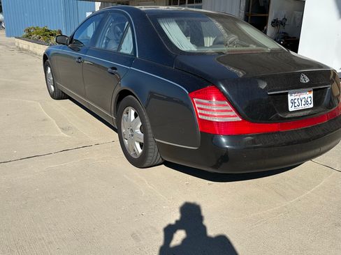 Used 2005 Maybach 57 RWD image 10