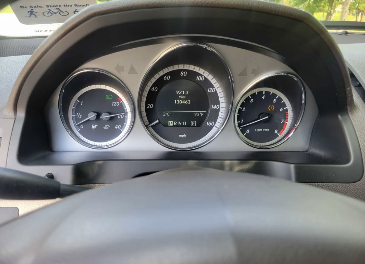 Used 2011 Mercedes-Benz C 300 4MATIC Sedan image 11