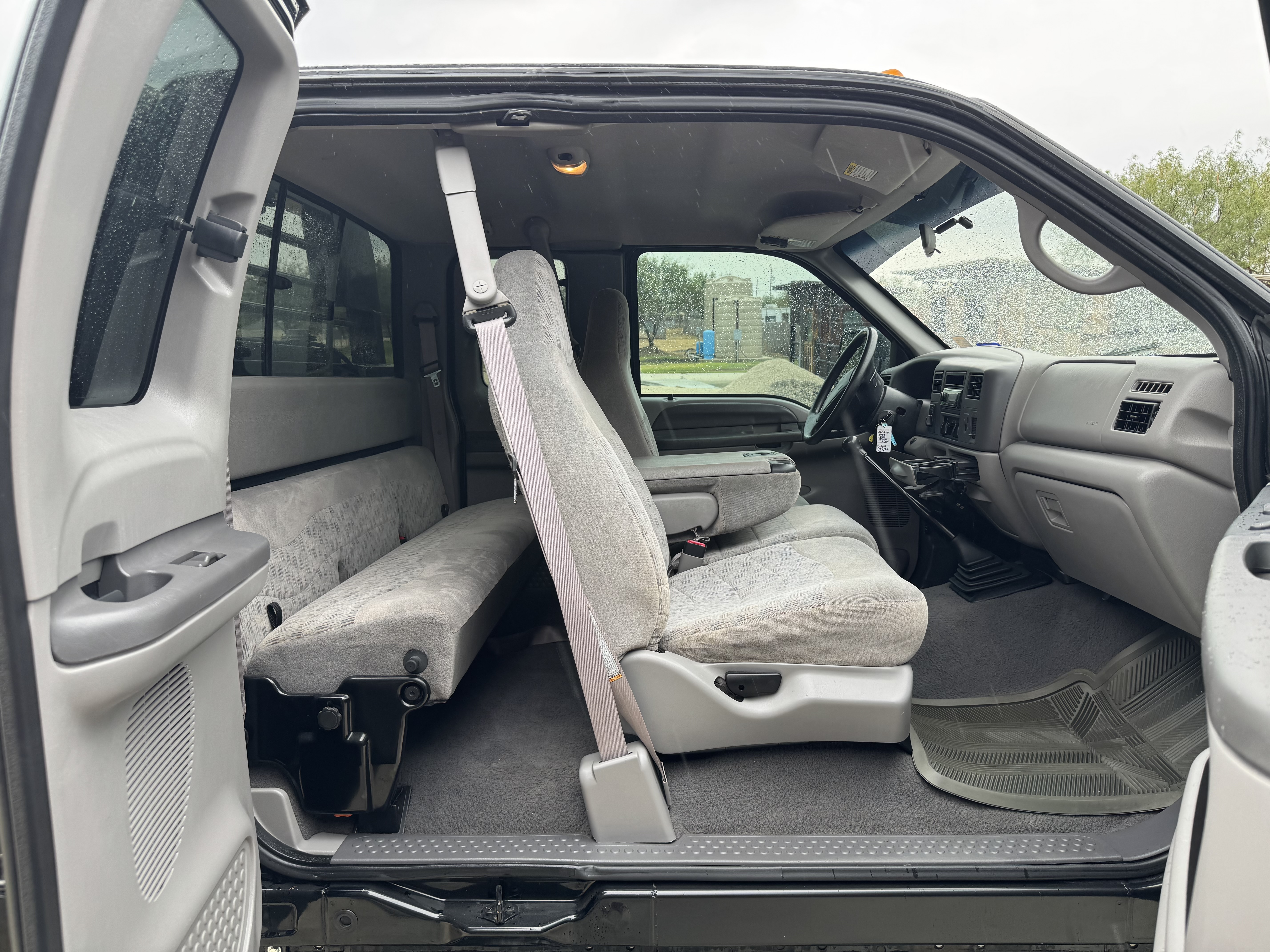 Used 1999 Ford F350 4x4 SuperCab DRW Super Duty image 23