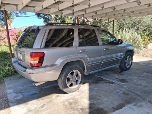 Used 2002 Jeep Grand Cherokee Overland AWD/4WD image 2