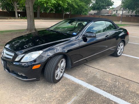 Used 2011 Mercedes-Benz E 350 Cabriolet image 17