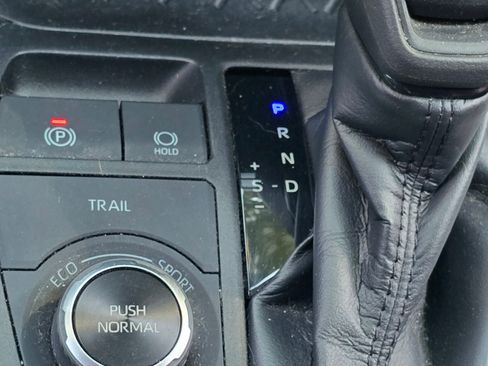 Used 2021 Toyota RAV4 LE w/ Protection Package (TMS) image 18