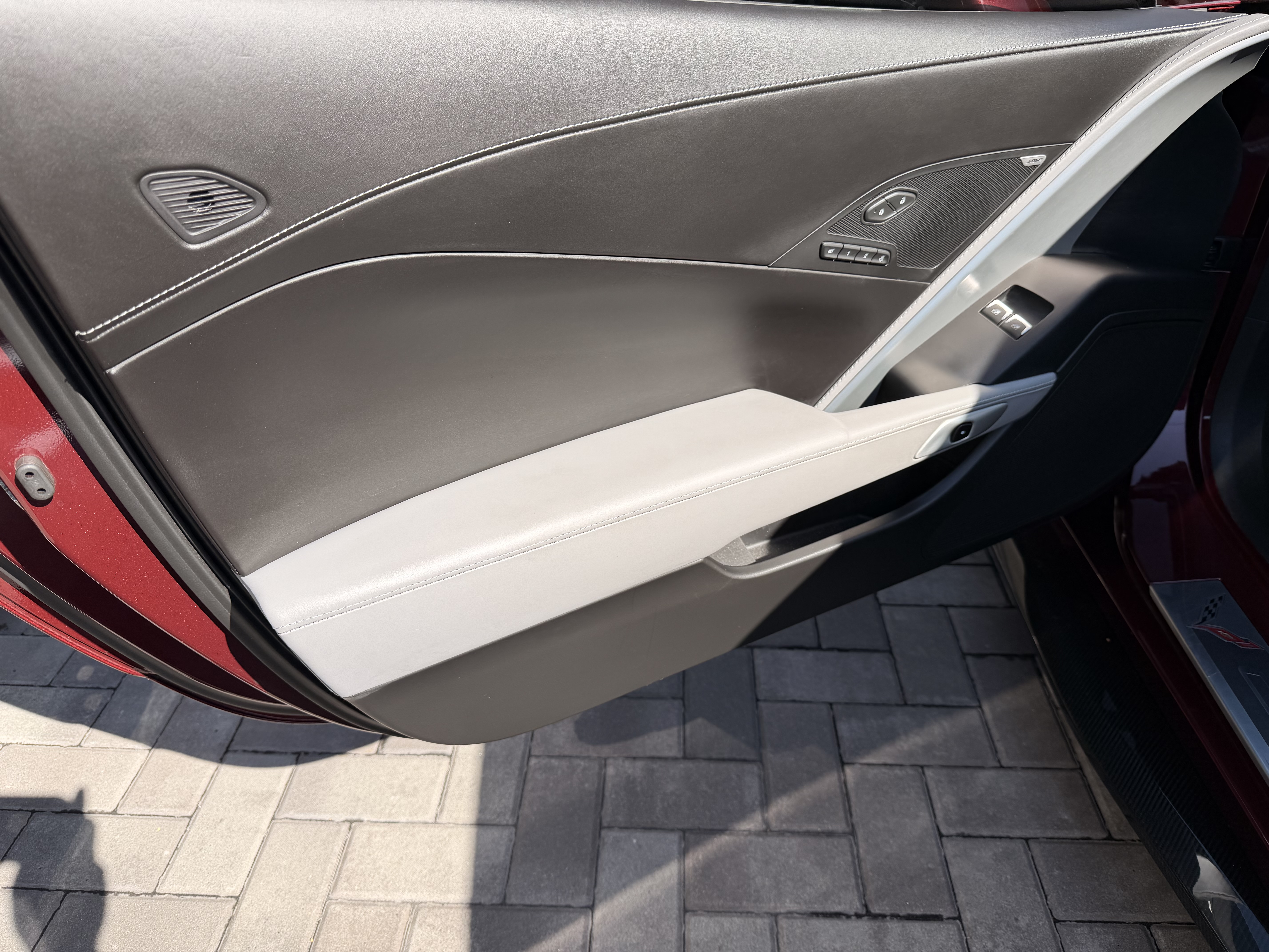 Used 2018 Chevrolet Corvette Grand Sport RWD image 21