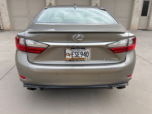 Used 2016 Lexus ES 350 350 Sedan 4D w/ Luxury Package w/Wood Trim image 4