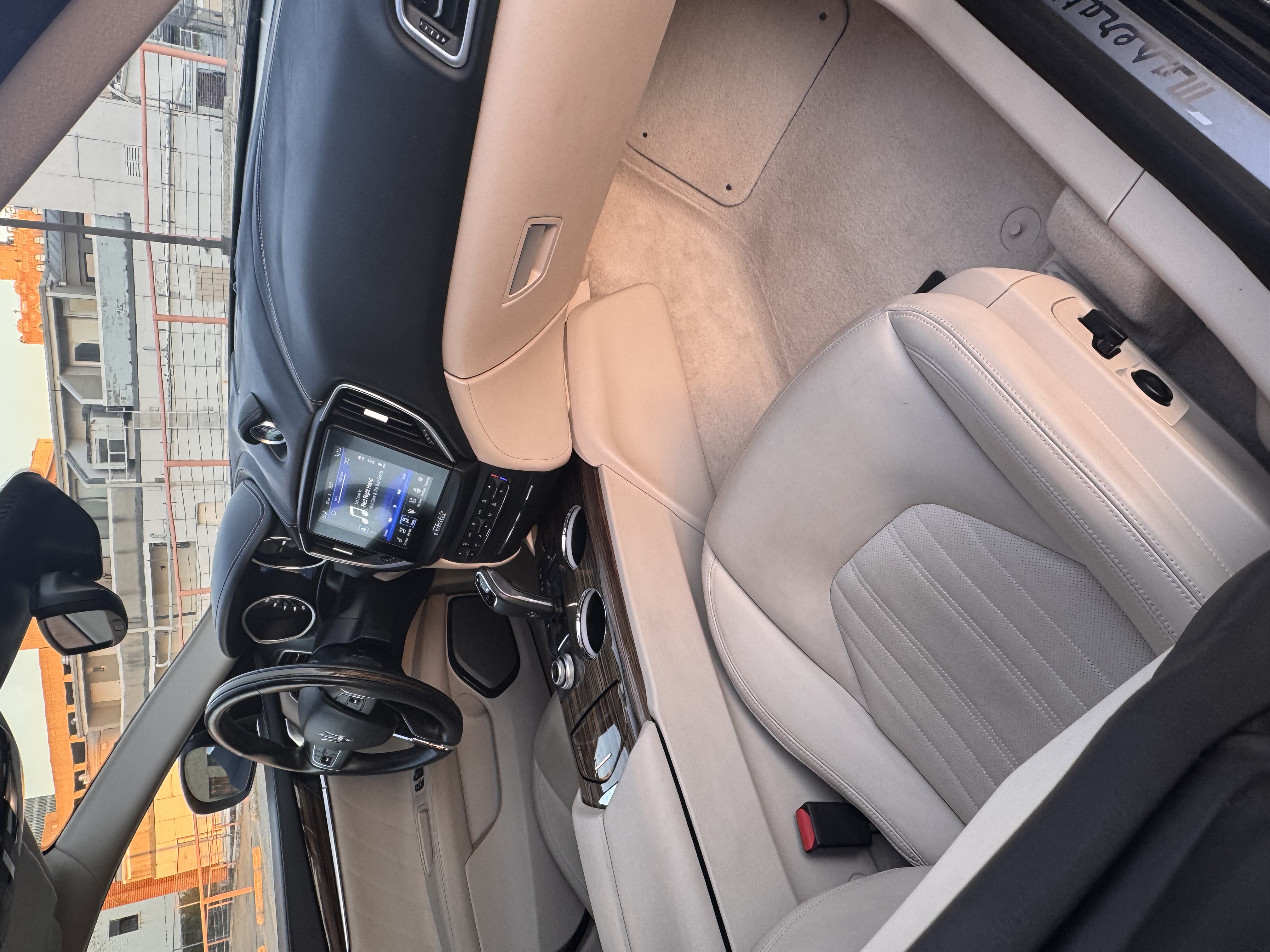 Used 2019 Maserati Ghibli GranLusso RWD image 14