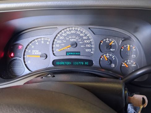 Used 2003 Chevrolet Silverado 1500 LT image 5