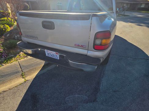 Used 2004 GMC Sierra 1500 SLE image 6