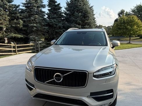 Used 2017 Volvo XC90 T6 Momentum w/ Vision Package AWD/4WD image 1
