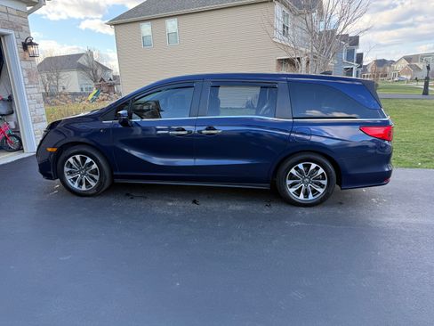 Used 2021 Honda Odyssey EX-L image 8