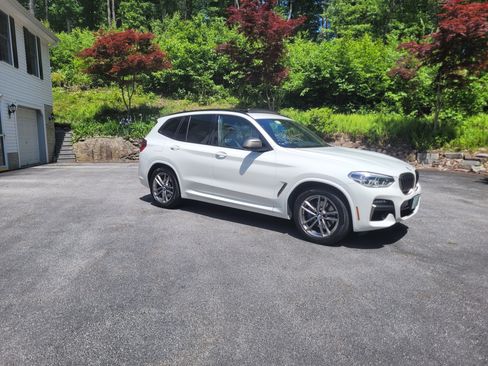Used 2021 BMW X3 M40i AWD/4WD image 2