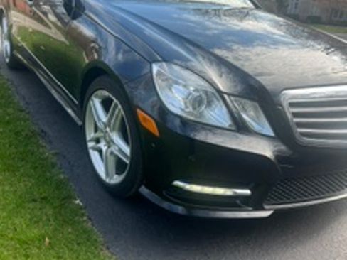 Used 2013 Mercedes-Benz E 350 4MATIC Sedan image 6