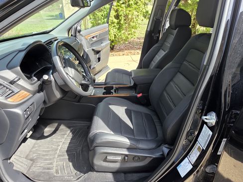 Used 2022 Honda CR-V Touring image 9