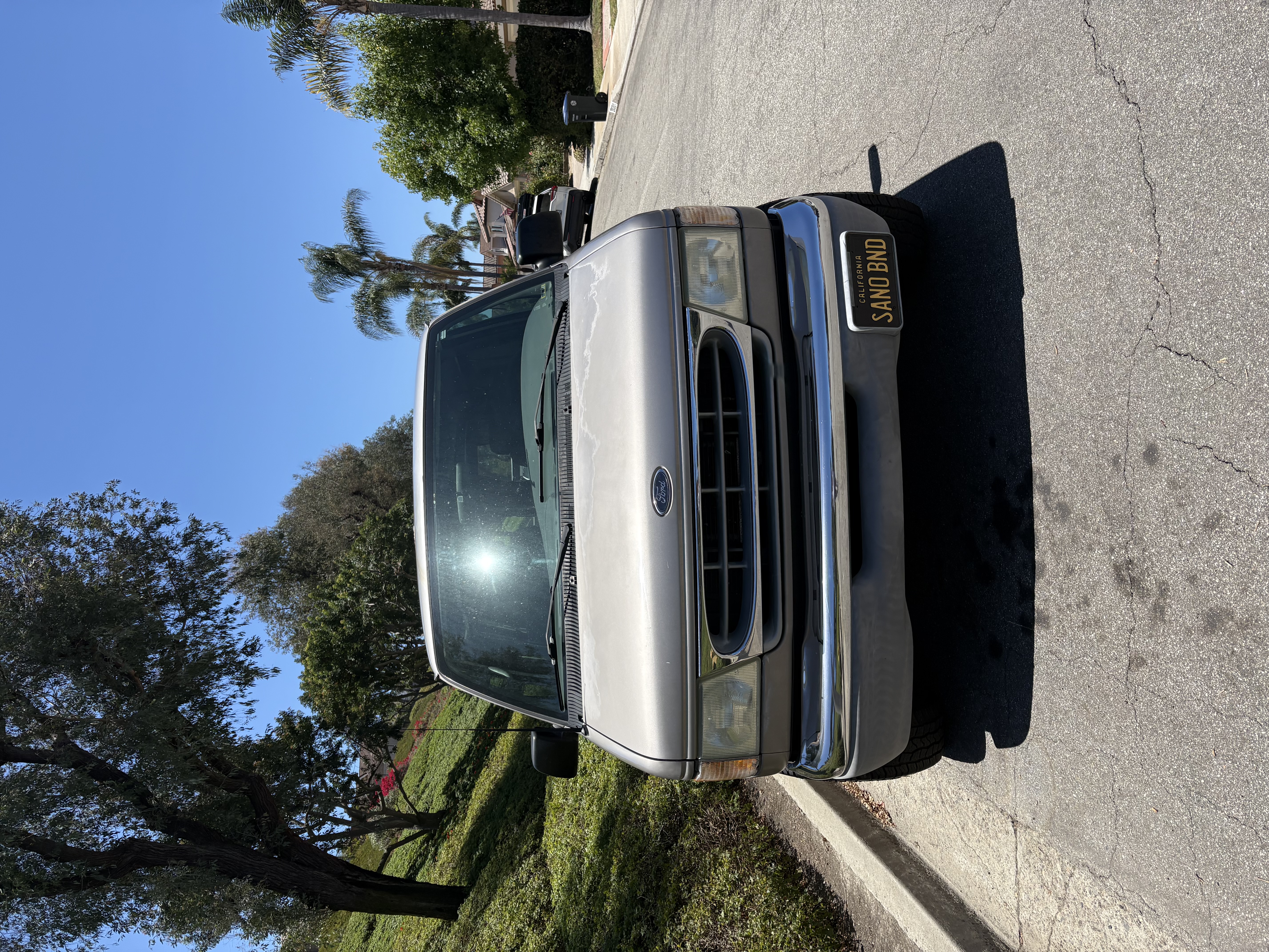 Used 2002 Ford E-150 and Econoline 150 RWD image 12