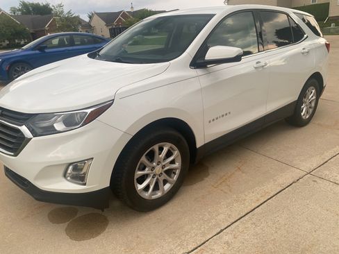 Used 2019 Chevrolet Equinox LT FWD image 1