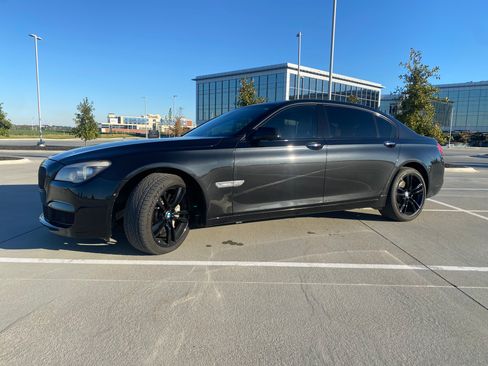 Used 2011 BMW ALPINA B7 xDrive image 11