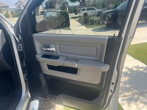 Used 2011 RAM 1500 Big Horn RWD image 10