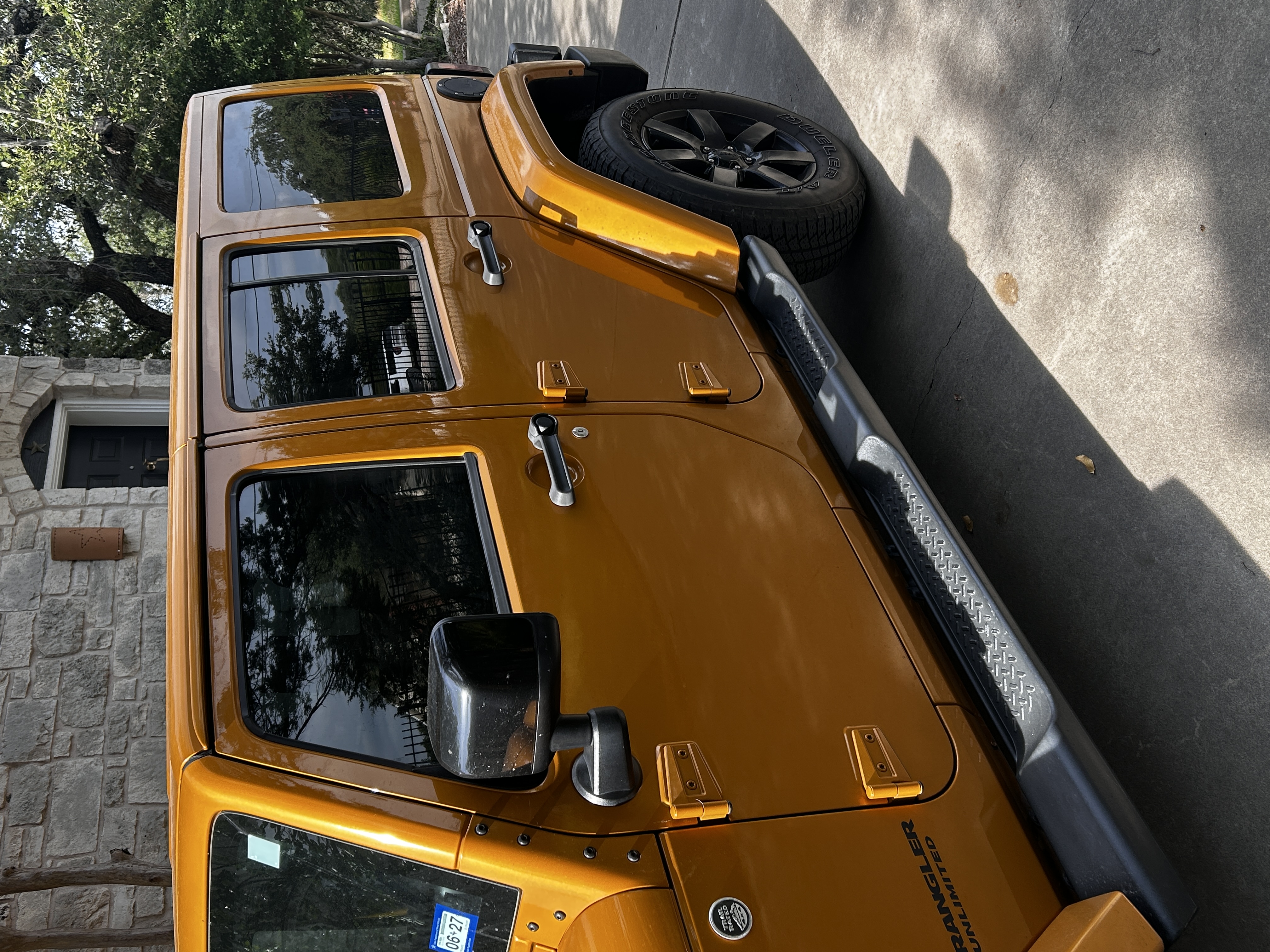 Used 2014 Jeep Wrangler Unlimited Sahara AWD/4WD image 8