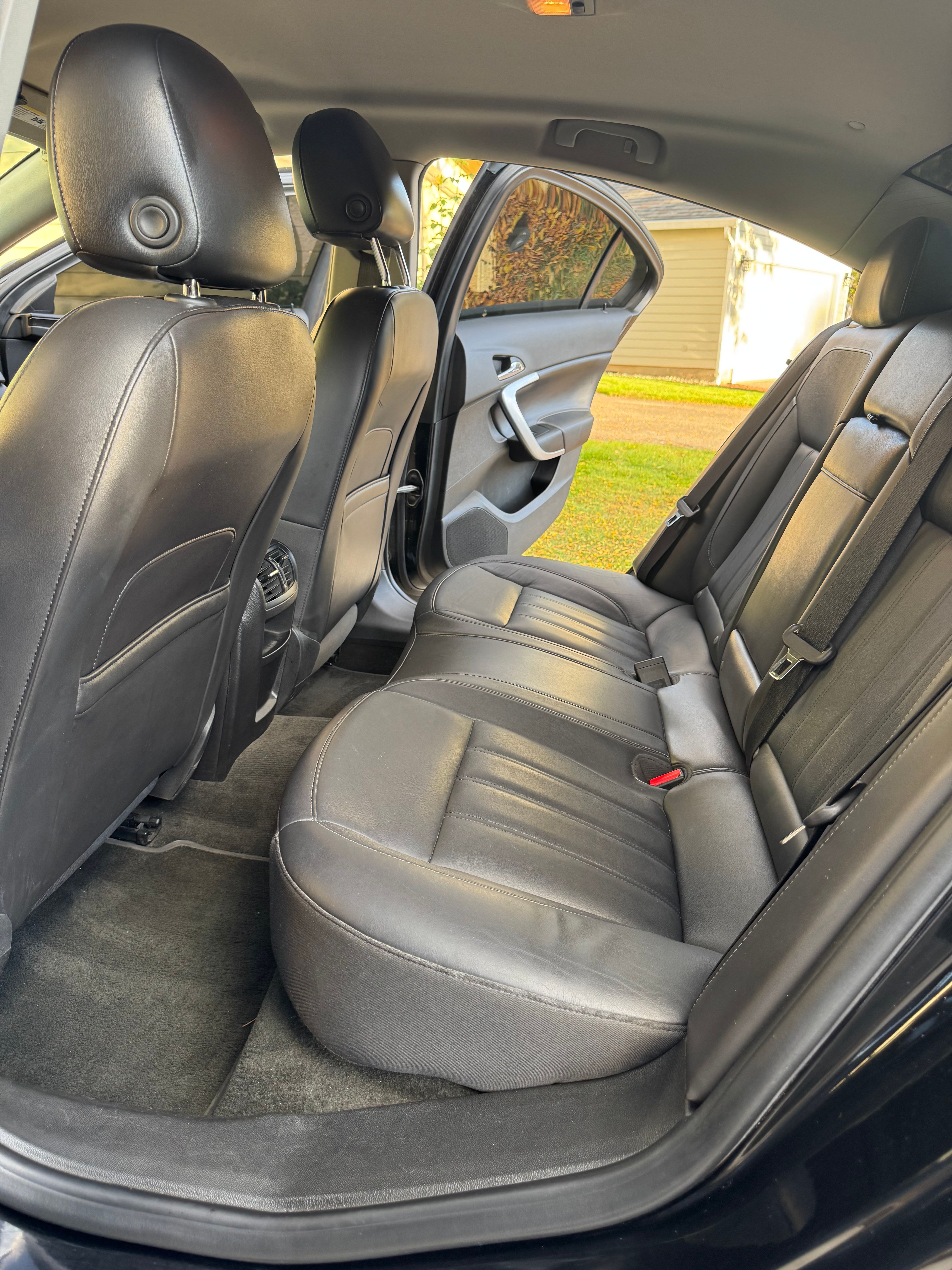 Used 2017 Buick Regal Sport Touring FWD image 11
