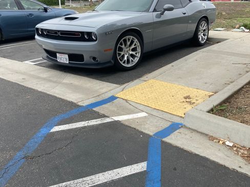 Used 2021 Dodge Challenger R/T w/ Driver Convenience Group image 23