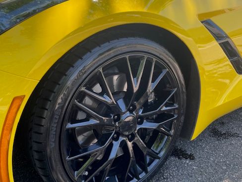 Used 2014 Chevrolet Corvette Stingray Z51 Coupe 2D w/ 3LT Preferred Equipment Group image 9