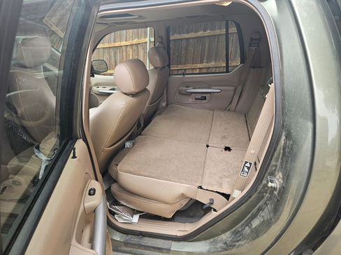 Used 2001 Ford Explorer Sport Trac 4x4 image 9