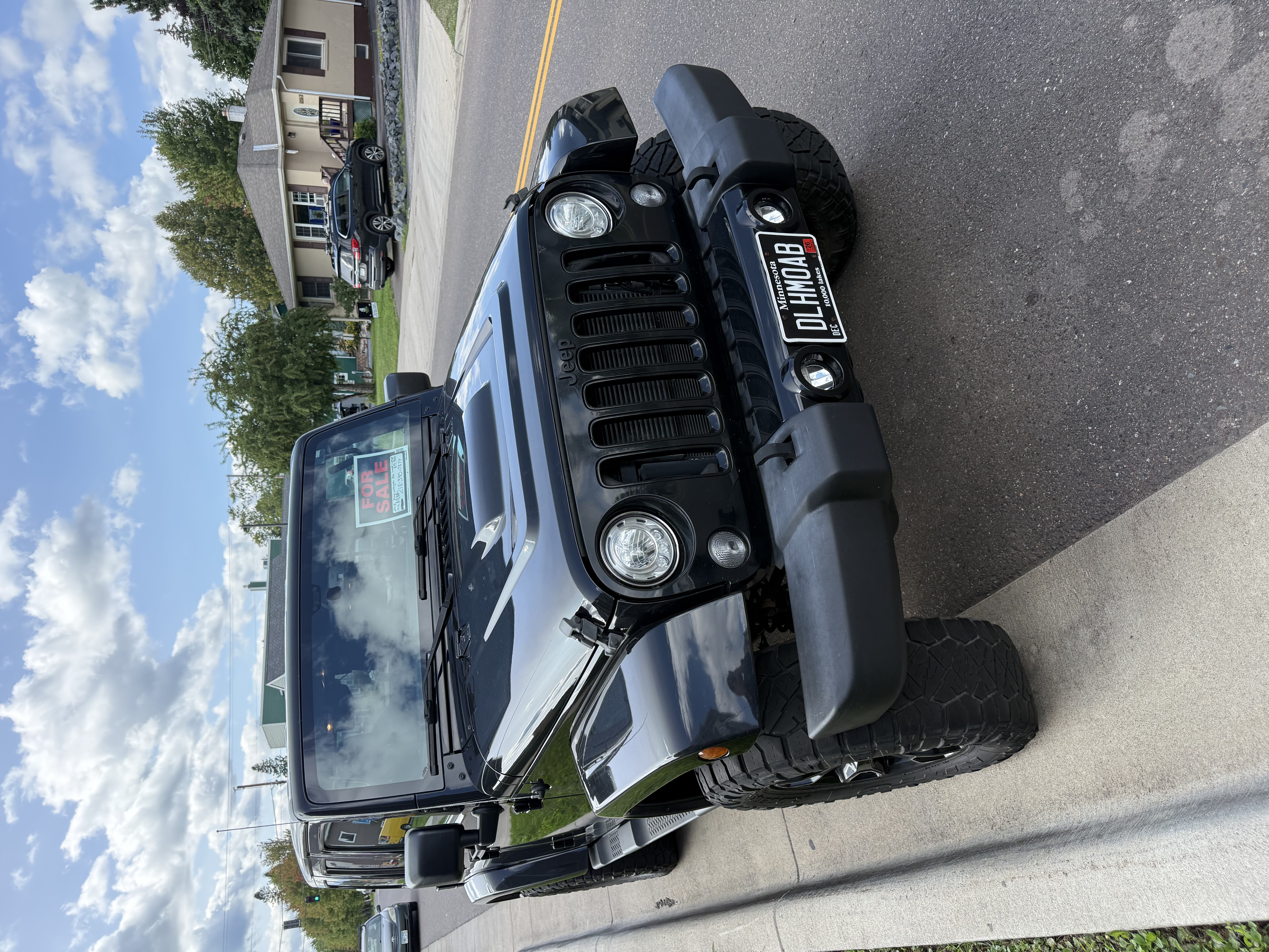 Used 2018 Jeep Wrangler Unlimited Sahara AWD/4WD image 1