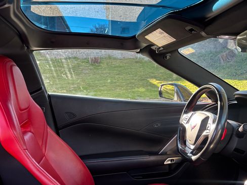 Used 2019 Chevrolet Corvette Z06 RWD image 11