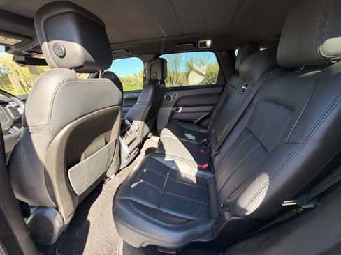 Used 2019 Land Rover Range Rover Sport HSE image 6