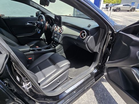 Used 2019 Mercedes-Benz CLA 250 image 12