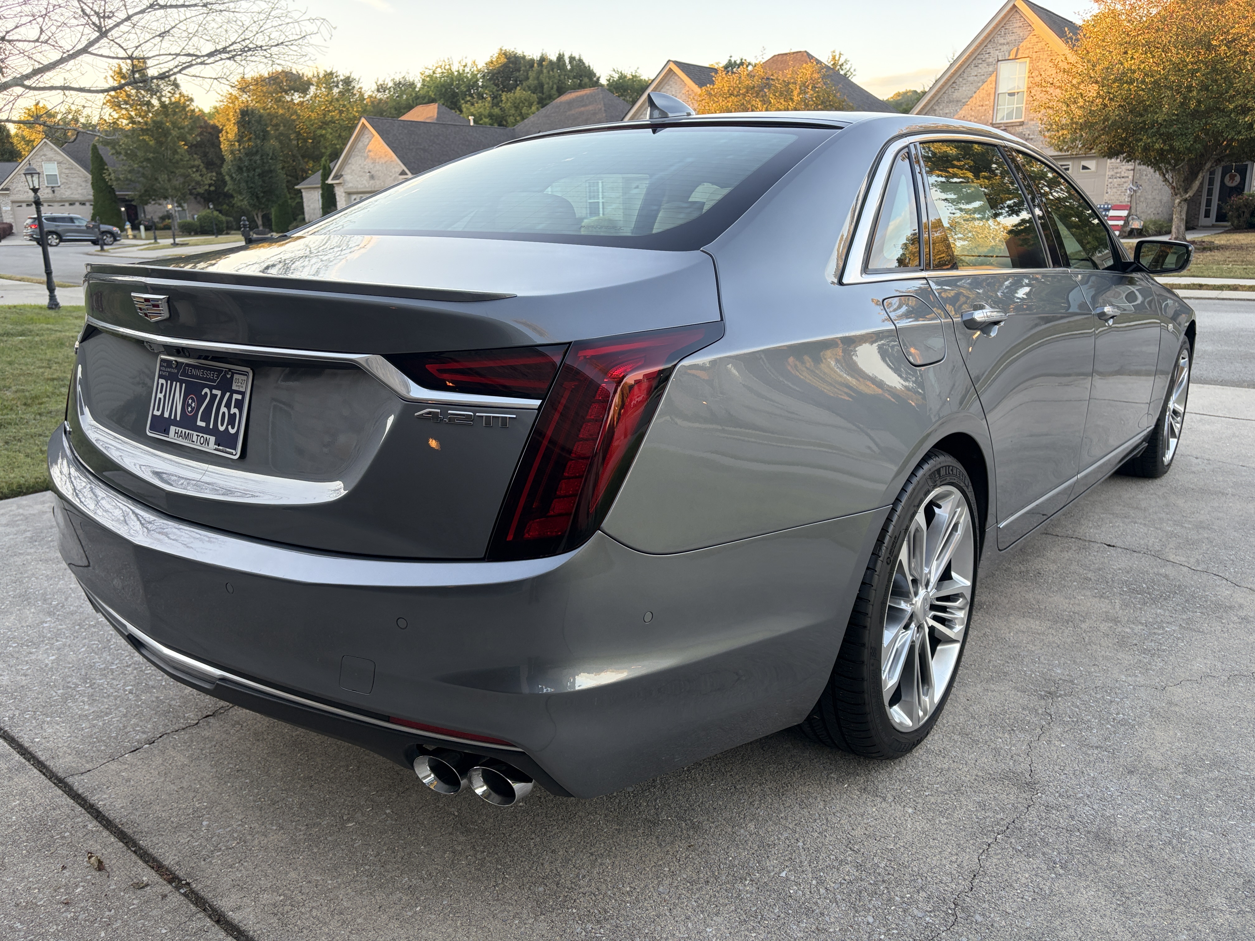 Used 2019 Cadillac CT6 Platinum w/ LPO, Exterior Accent Package AWD/4WD image 4