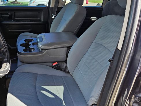 Used 2013 RAM 1500 Express image 10