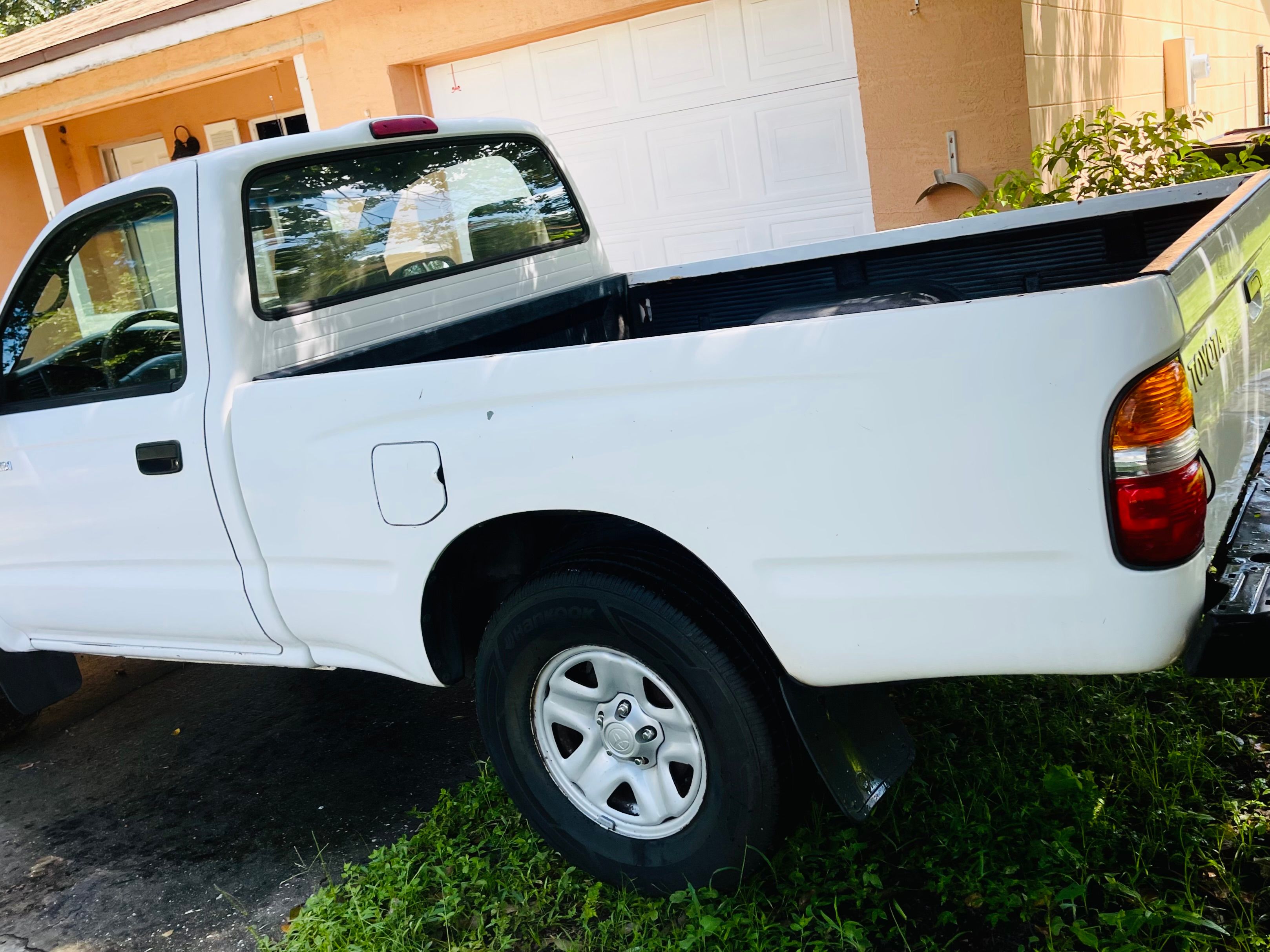 Used 2002 Toyota Tacoma 2WD Regular Cab w/ Enhancement Pkg image 10