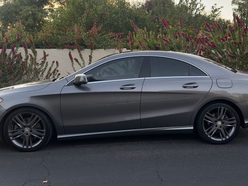 Used 2015 Mercedes-Benz CLA 250 image 2