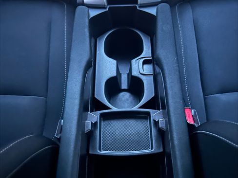 Used 2018 Honda Civic EX image 11