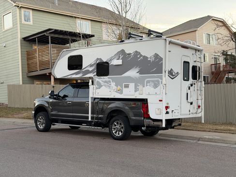 Used 2019 Ford F350 Lariat w/ Lariat Ultimate Package image 5