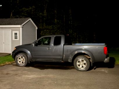 Used 2010 Nissan Frontier SE w/ SE Value Truck Pkg