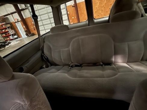 Used 1996 Chevrolet Tahoe Sport Utility 2D image 14