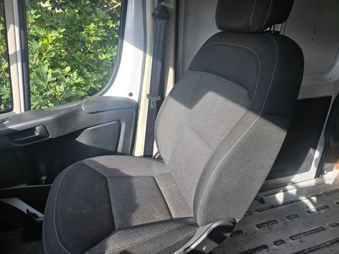 Used 2019 RAM ProMaster 2500 image 12