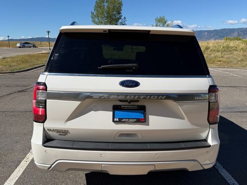 Used 2020 Ford Expedition Max Platinum AWD/4WD image 8