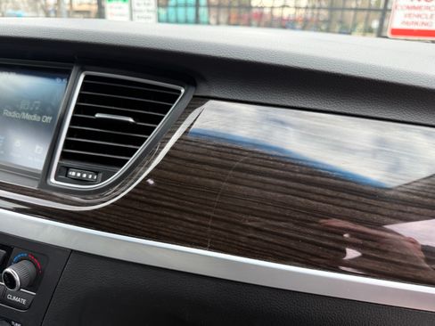 Used 2018 Genesis G80 3.8 w/ Option Group 02 image 4