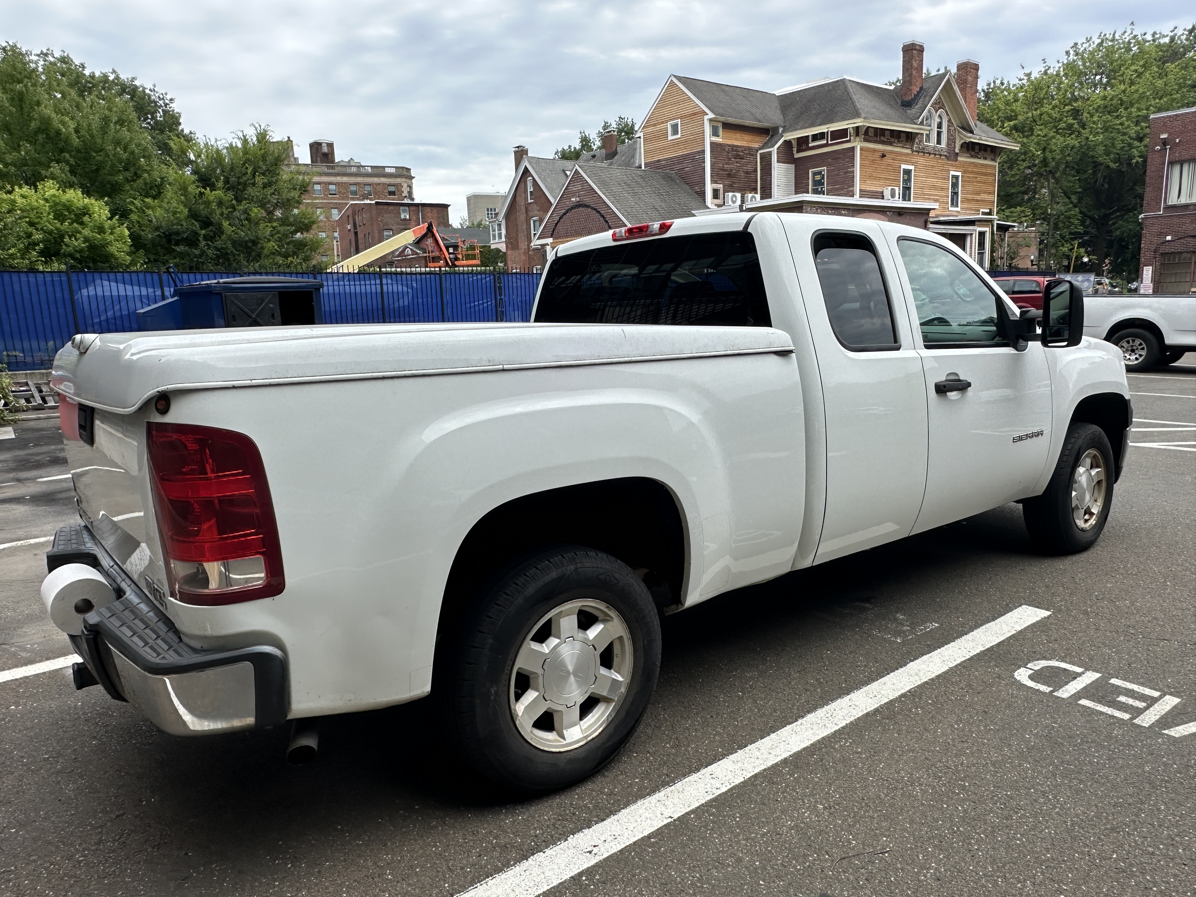 Used 2011 GMC Sierra 1500 W/T AWD/4WD image 1